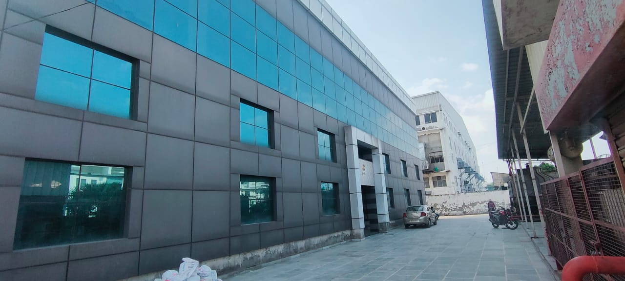 Ravi pipes and wires